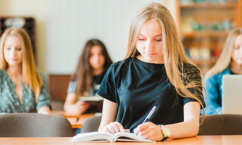 Curso de Inglês para Adolescentes